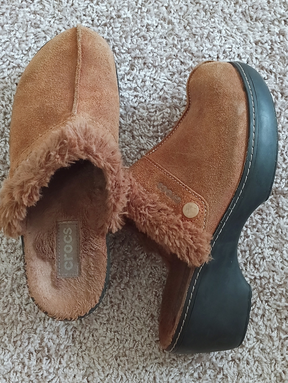 Crocs Women's Brown Suede‎ Faux-Fur Clog